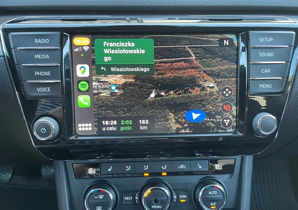 Skoda Superb cena 46000 przebieg: 303000, rok produkcji 2016 z Mielec małe 254